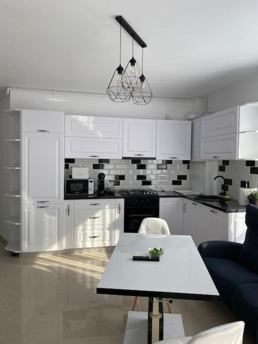 Cozy Apartment In The Center Of Клуж-Напока Екстер'єр фото